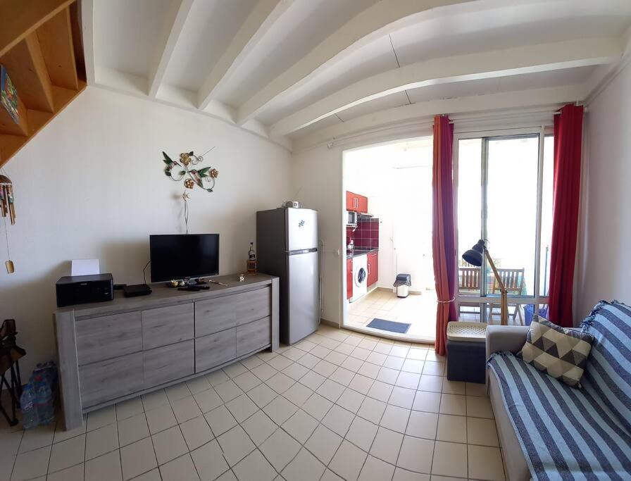 Studio T1 Bis La Belle Vue, Vue Mer, Wifi, Plage A 50M Le Moule Exterior foto
